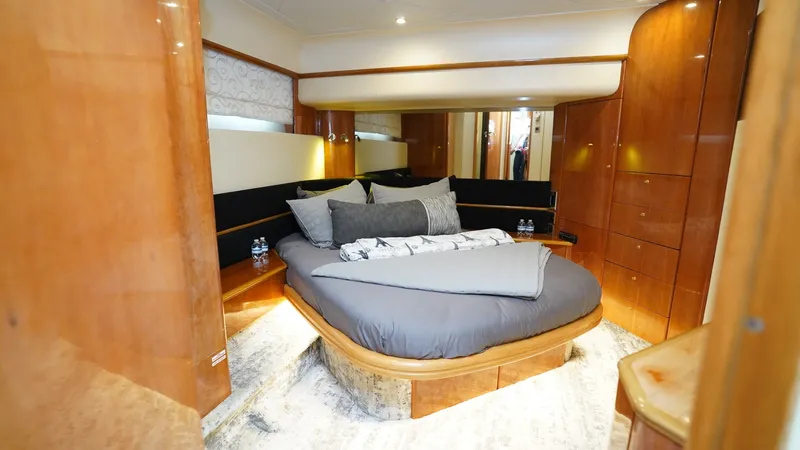 1999 Princess FLYBRIDGE