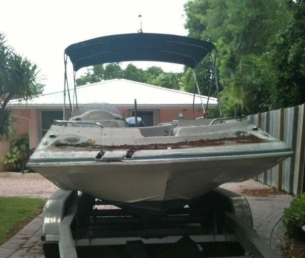 2006 Hurricane 202FD