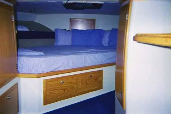 2001 Skipjack Flybridge