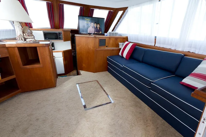 1988 Tiara Yachts 3600 Convertible
