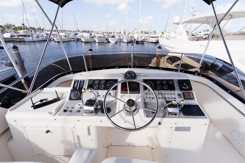1988 Tiara Yachts 3600 Convertible