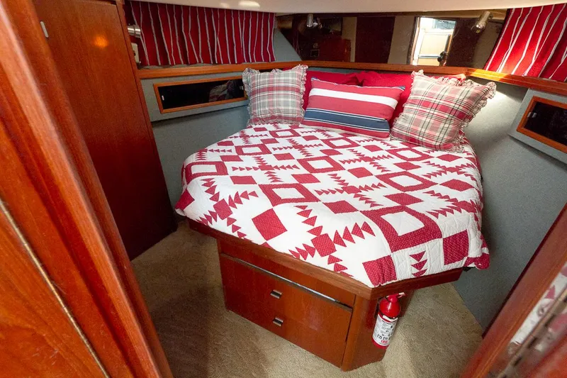 1988 Tiara Yachts 3600 Convertible