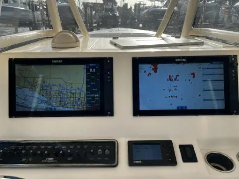 2015 Cobia 296 Center Console