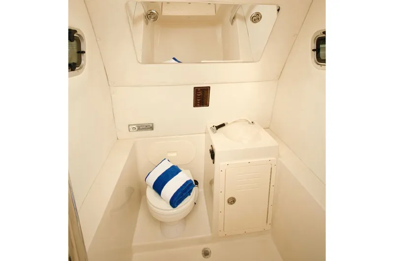 2015 Cobia 296 Center Console