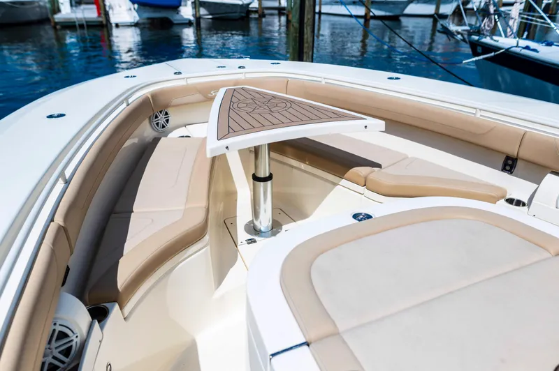 2019 Scout 355 LXF