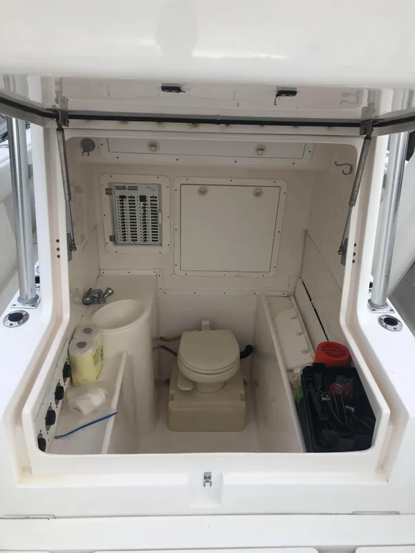 2004 SeaVee 340