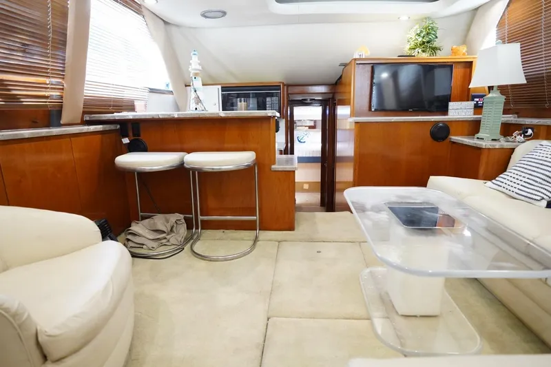 1993 Tiara Yachts 4300 Convertible
