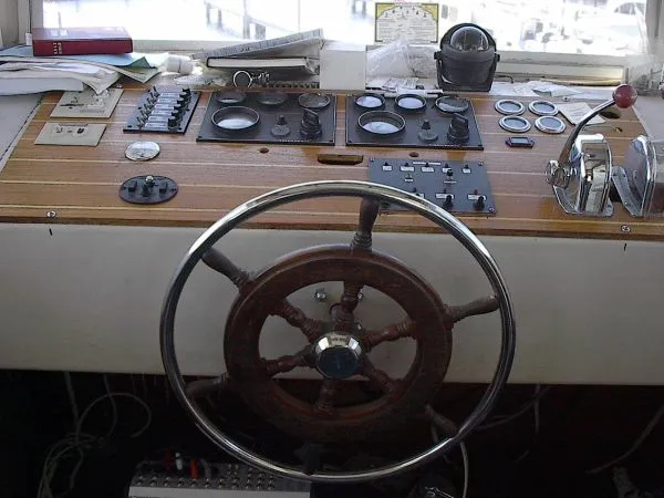 1985 Skipperliner Paddlewheel Dinner Cruise vessel