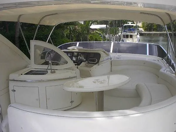 2002 Azimut 