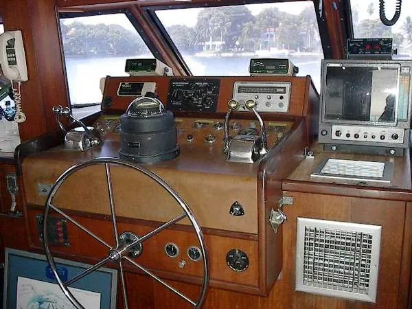 1972 Hatteras 