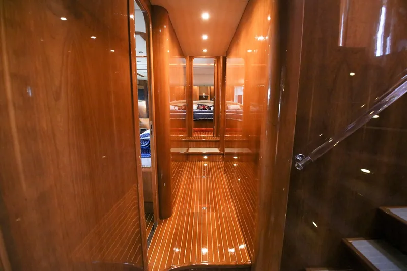 2001 Azimut Ultimate