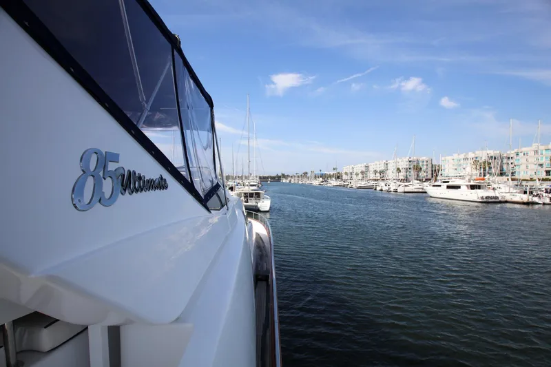 2001 Azimut Ultimate