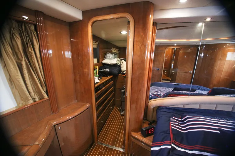 2001 Azimut Ultimate