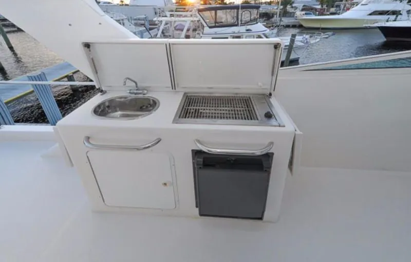 2003 Pacific Mariner 