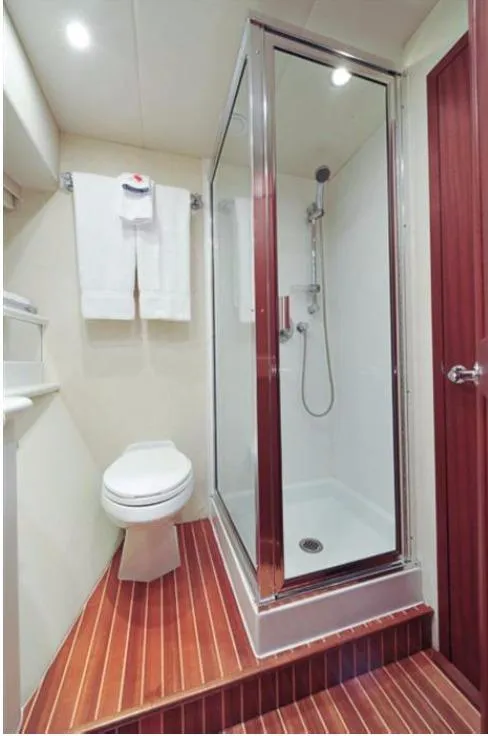 2003 Pacific Mariner 