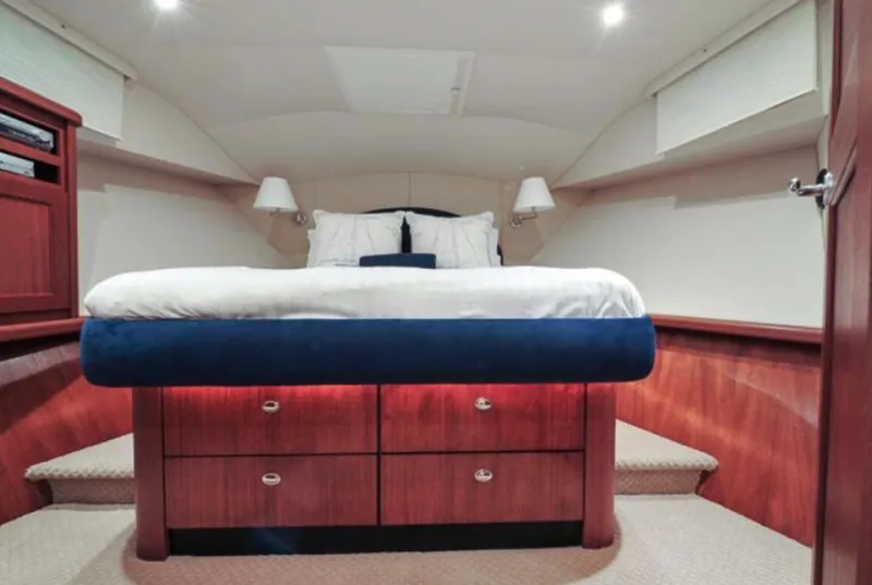 2003 Pacific Mariner 