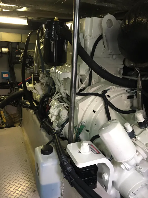 2003 Sea Ray 480 Sedan Bridge