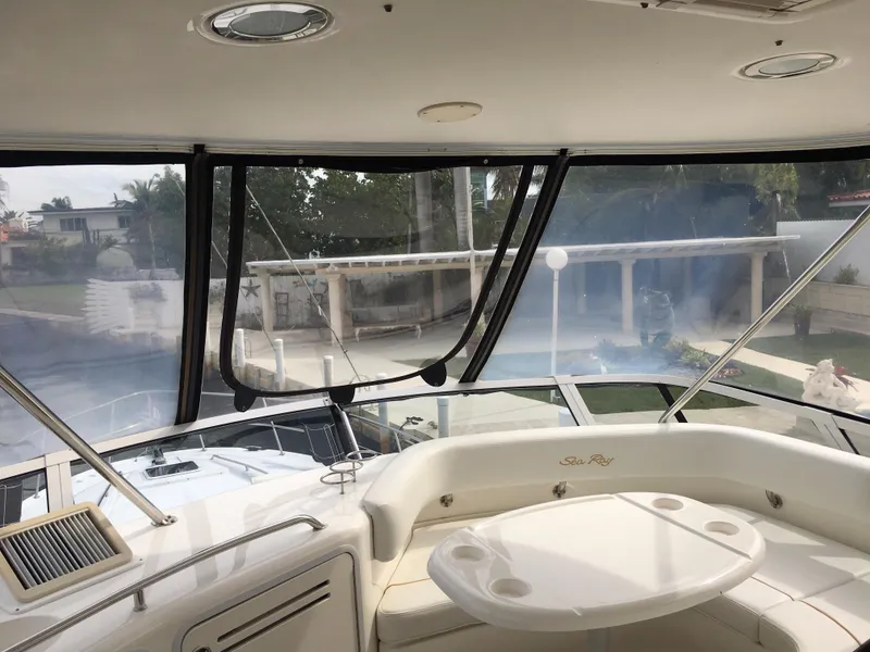 2003 Sea Ray 480 Sedan Bridge