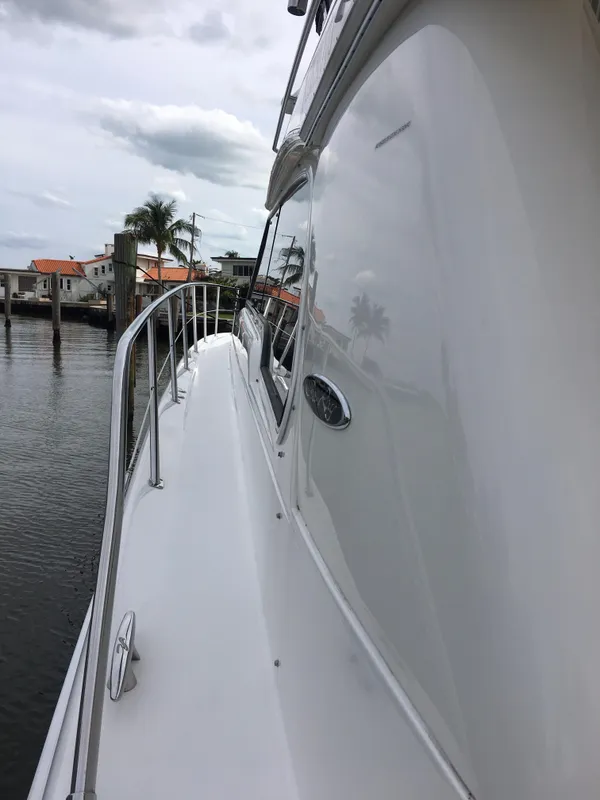 2003 Sea Ray 480 Sedan Bridge
