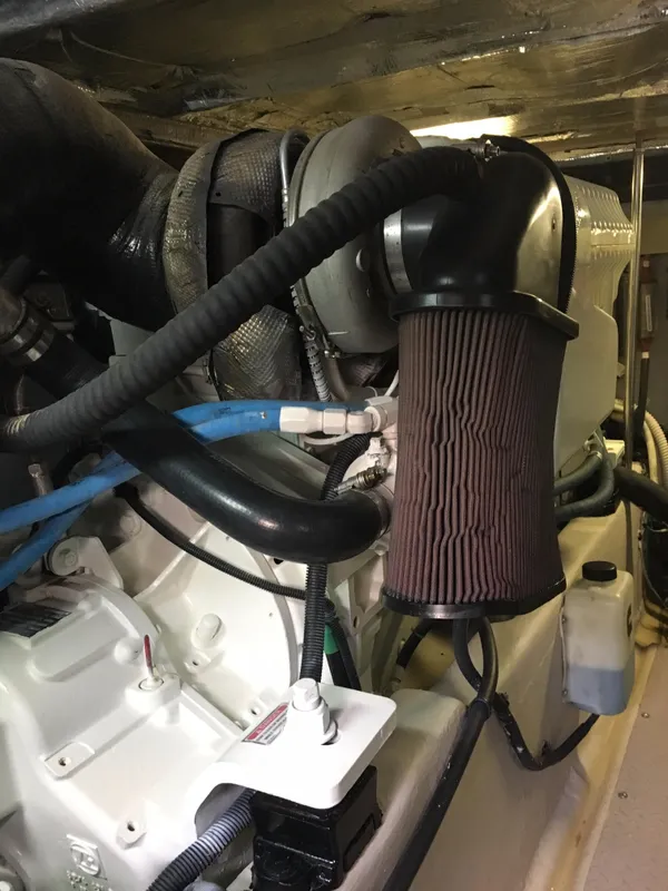 2003 Sea Ray 480 Sedan Bridge