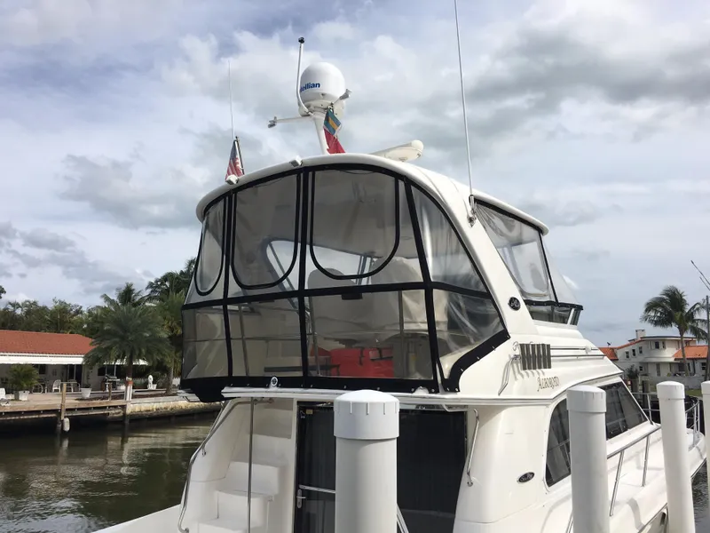 2003 Sea Ray 480 Sedan Bridge