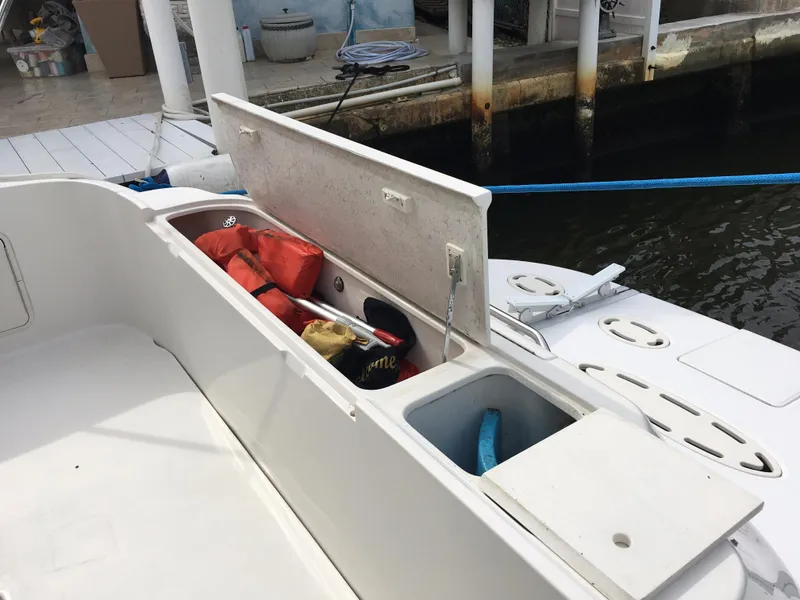 2003 Sea Ray 480 Sedan Bridge