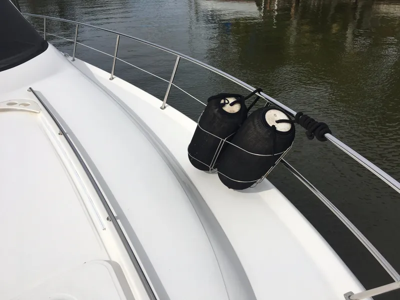 2003 Sea Ray 480 Sedan Bridge