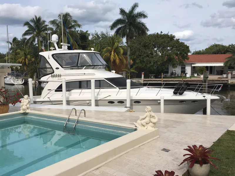 2003 Sea Ray 480 Sedan Bridge