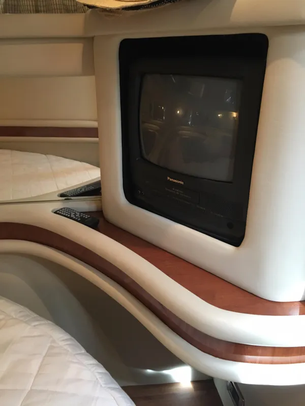 2003 Sea Ray 480 Sedan Bridge