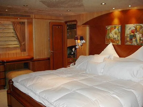 2002 Intermarine Motor Yacht