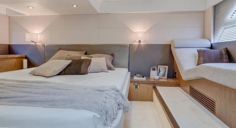 2017 Beneteau Gran Turismo 49