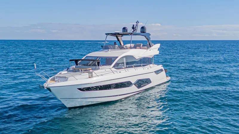 2021 Sunseeker Manhattan 68