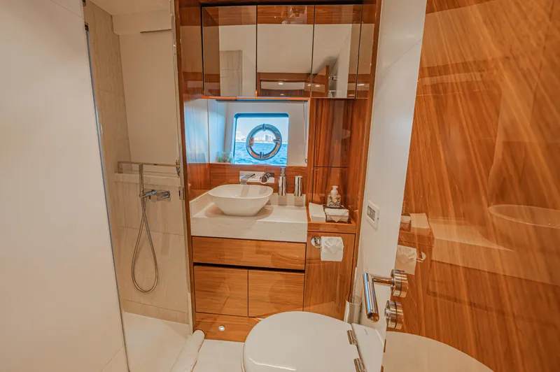 2021 Sunseeker Manhattan 68