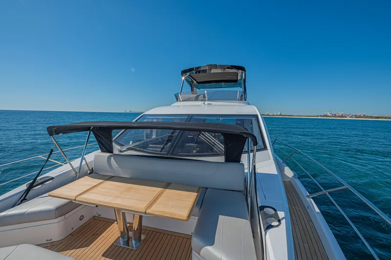 2021 Sunseeker Manhattan 68