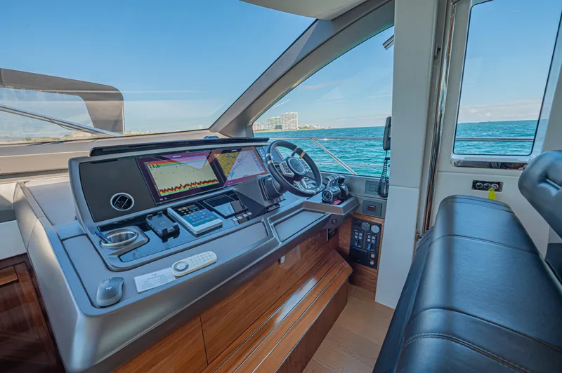 2021 Sunseeker Manhattan 68