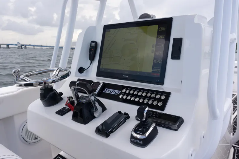 2018 Custom Sea Tech