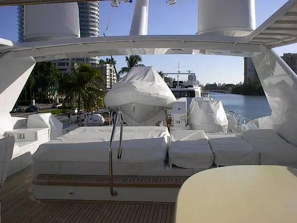 2002 TRINITY Raised Pilothouse