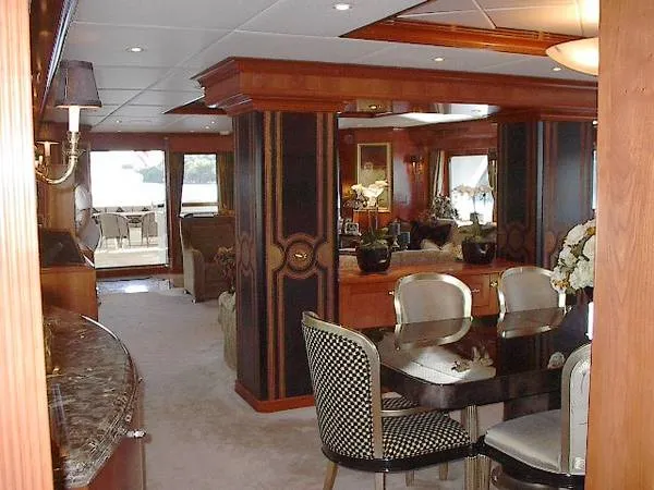 2002 TRINITY Raised Pilothouse
