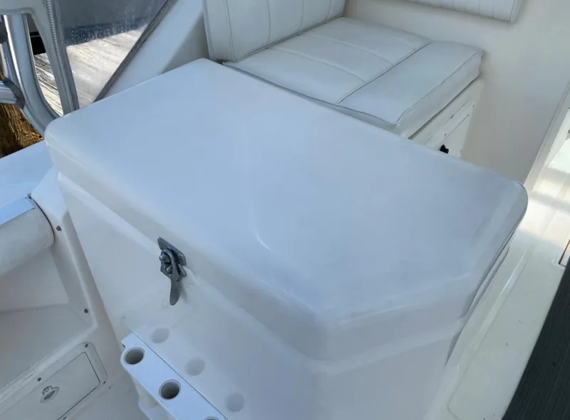 1998 Cabo 31' Express w/Cummins