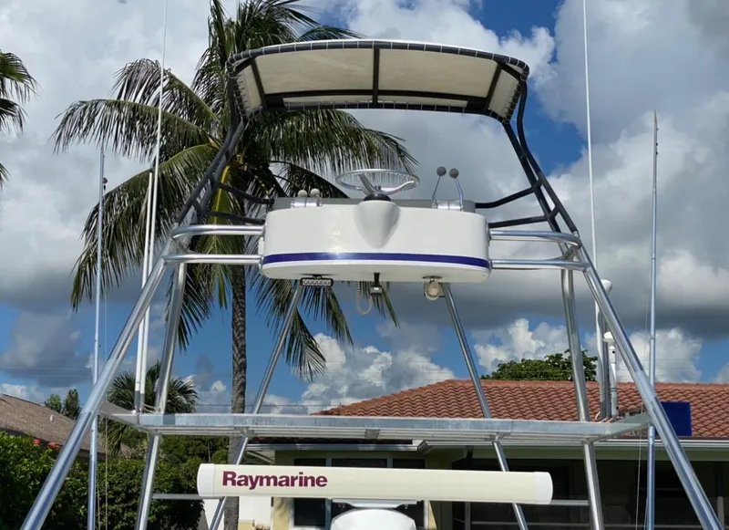 1998 Cabo 31' Express w/Cummins
