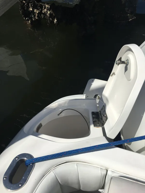 2011 Intrepid 400 Cuddy