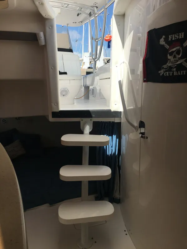 2011 Intrepid 400 Cuddy