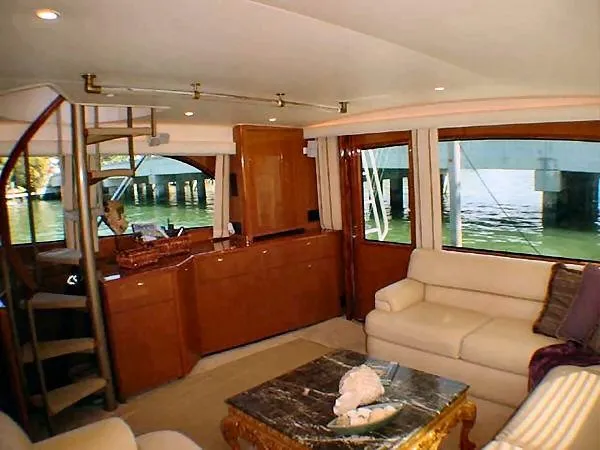 2000 Viking Enclosed Bridge