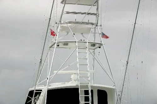 2000 Viking Enclosed Bridge