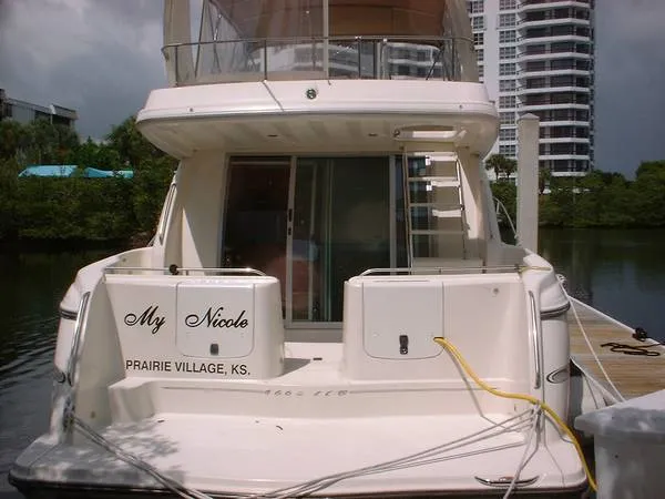1999 Maxum 4600 SCB