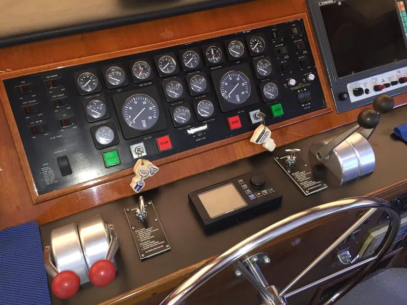 1988 Hatteras Sport Fisherman
