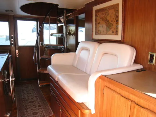 1989 Hatteras Flybridge Motoryacht