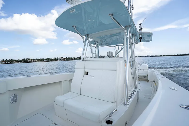 2016 SeaVee 370Z
