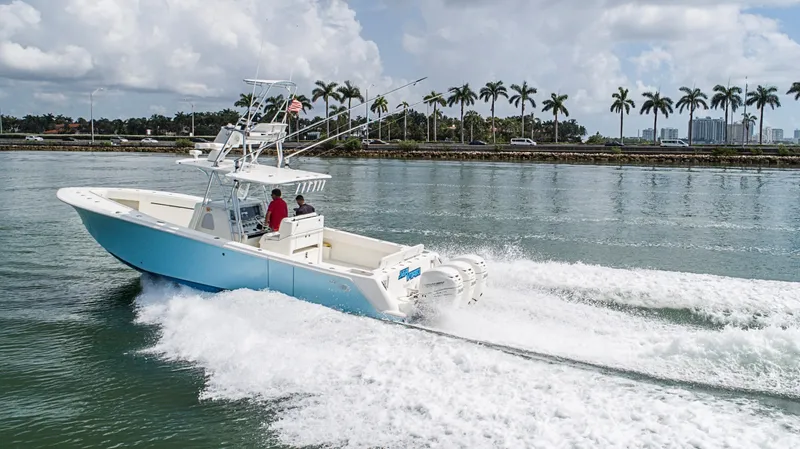 2016 SeaVee 370Z