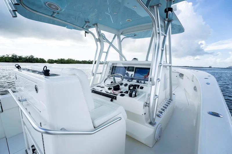 2016 SeaVee 370Z